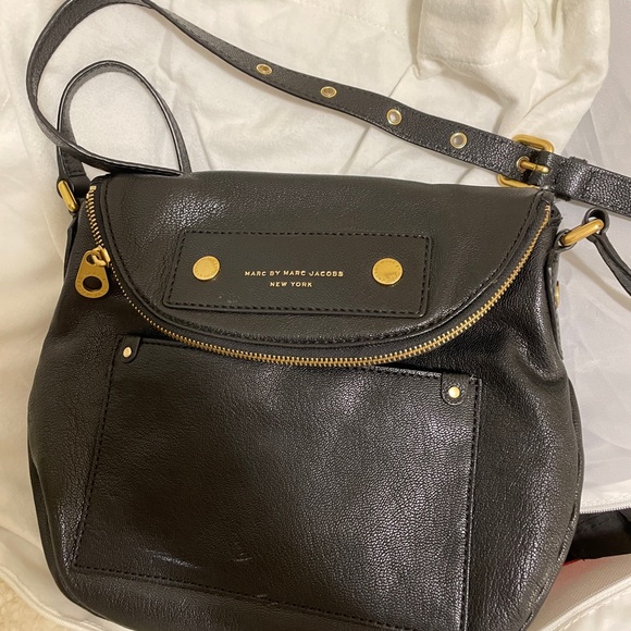 Marc by Marc Jacob’s leather Purse - Picture 1 of 5